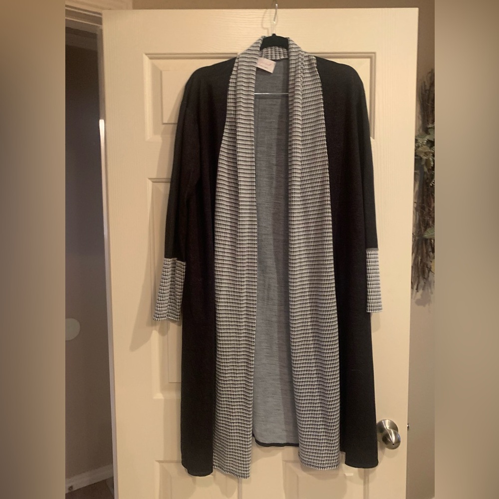 Black and Gray Women's Sweater